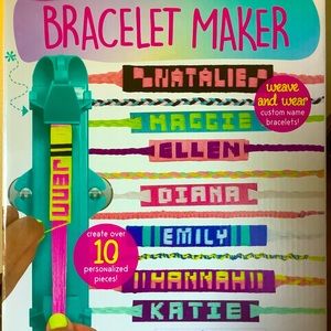 Bracelet maker